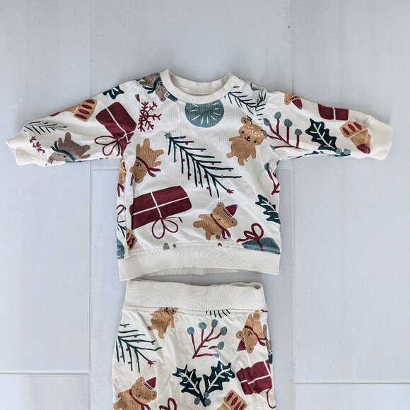 (4/$20) H&M -  Christmas Jersey Set - Picture 3 of 9